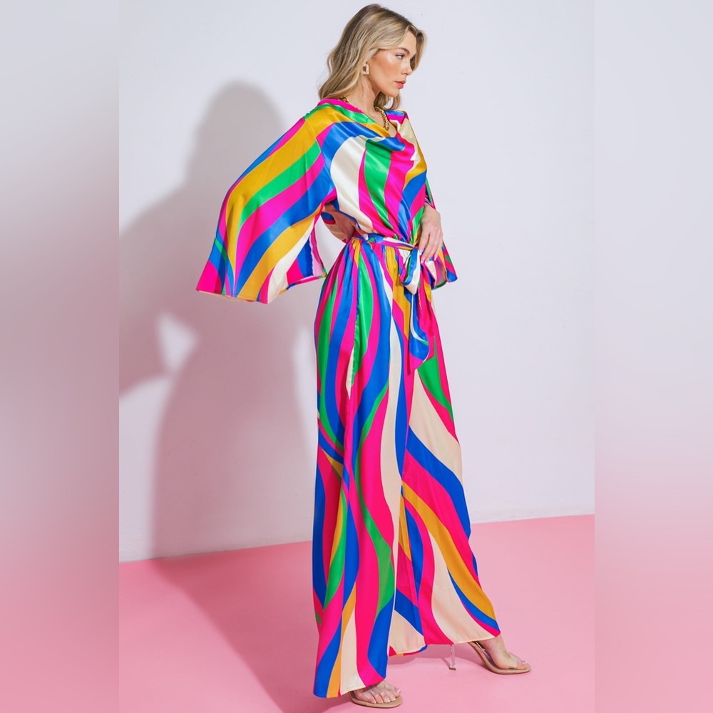Flying Tomato Multicolor Wave-Print Wide-Leg Jumpsuit - Picture 4 of 5
